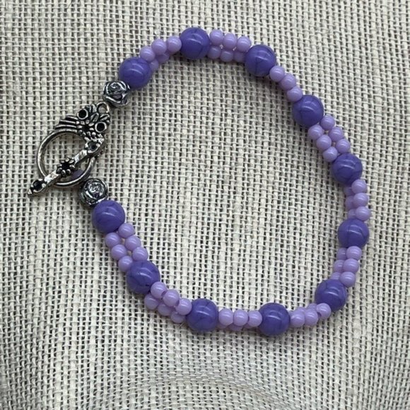 Toggle Bracelet 8 In Silver Flower Marbled Purple Lilac Round Bead Retro Cottage - Picture 1 of 8